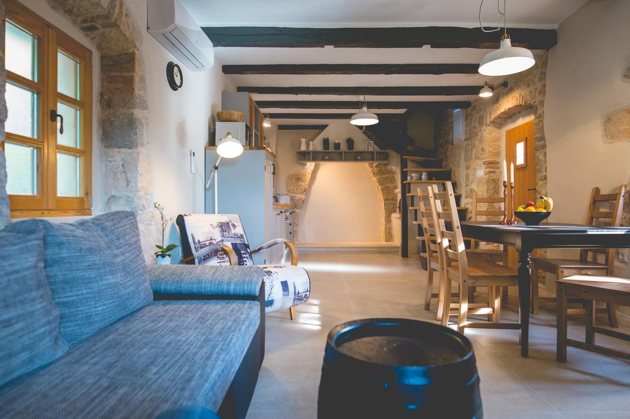 Holiday Home Jela Dobrinj Zewnętrze zdjęcie