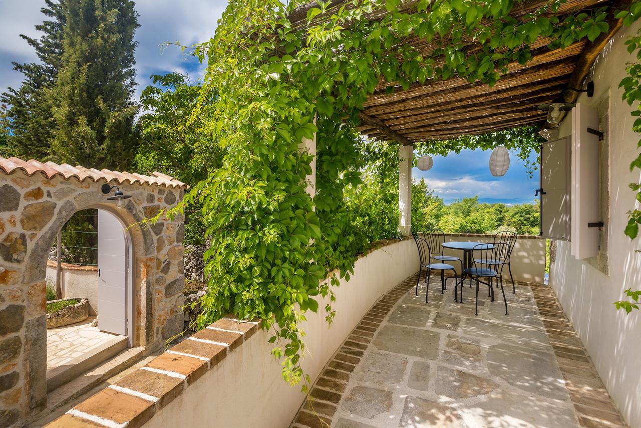 Holiday Home Jela Dobrinj Zewnętrze zdjęcie