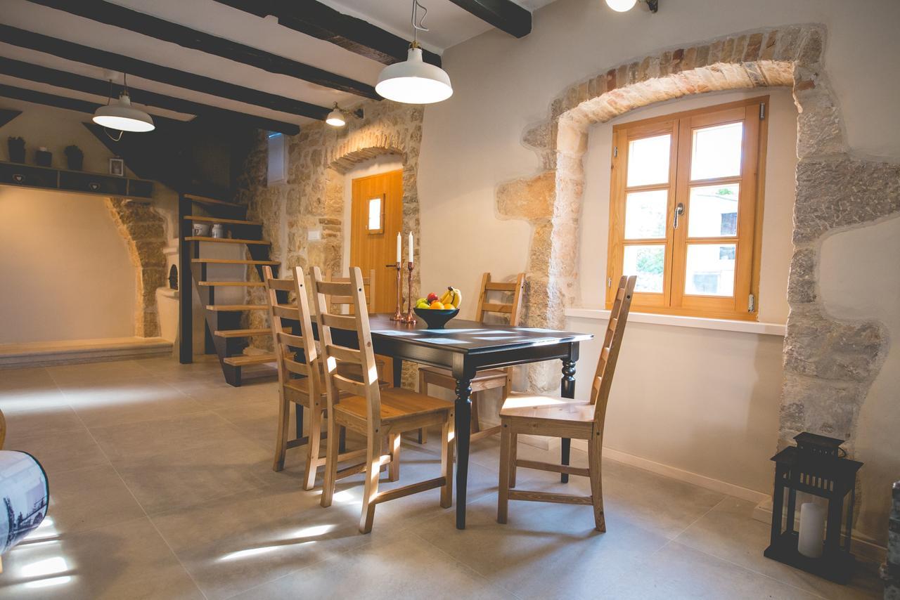 Holiday Home Jela Dobrinj Zewnętrze zdjęcie